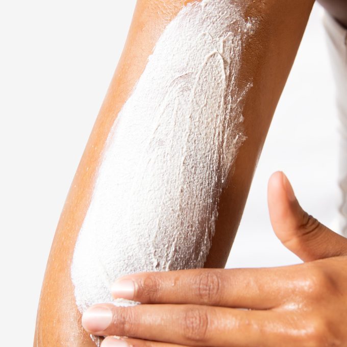 Get Smooth Skin Clearing Body Polish